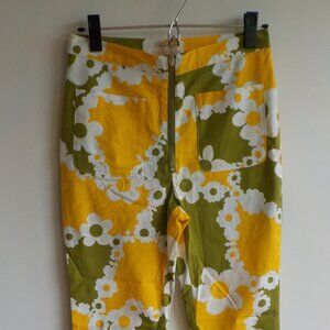 Urban Outfitters Pants - Size 4 - Flower Yellow-Green-White - Y2K - New w/Tags